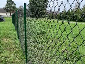 Забор из сетки рабицы в натяг 80 метров фото в Жуковском