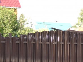 Забор из евроштакетника на ленточном фундаменте 10 метров фото в Жуковском